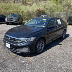 VOLKSWAGEN JETTA SE - 1