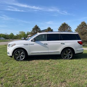 LINCOLN NAVIGATOR RESERVE - 3