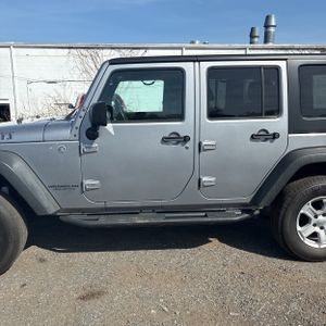 JEEP WRANGLER UNLIMITED WILLYS WHEELER - 4