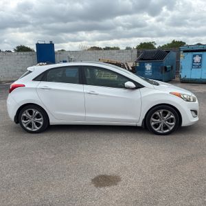 HYUNDAI ELANTRA GT BASE - 10