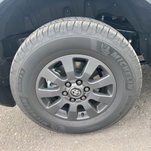 2026 Toyota LAND CRUISER BASE — миниатюра 19