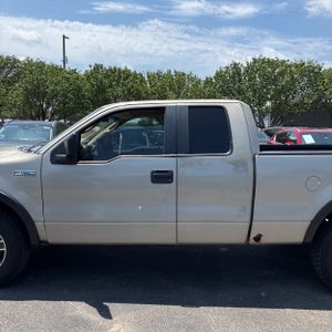 FORD F-150 XL - 4