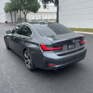 BMW 3 SERIES 330I - 5