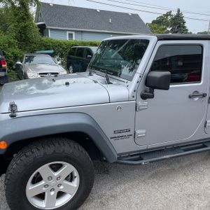 صورة 2 لـ 2016 JEEP WRANGLER UNLIMITED SPORT