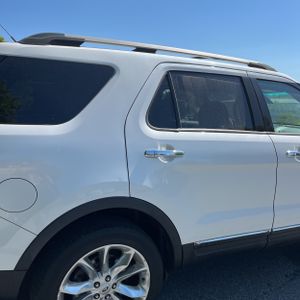 FORD EXPLORER LIMITED - 9