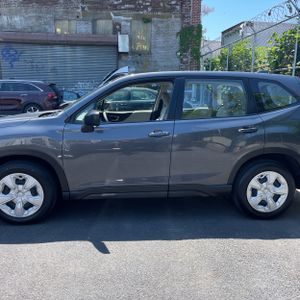 2023 Subaru FORESTER BASE 照片 4