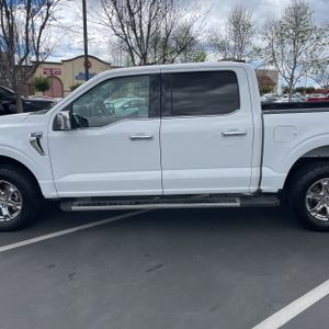FORD F-150 LARIAT - 4