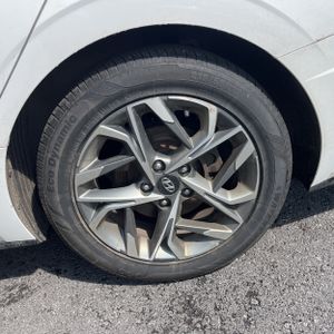 HYUNDAI SONATA SEL - 5