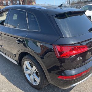 AUDI Q5 2.0T PREMIUM - 5