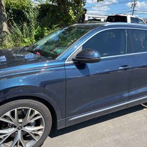 صورة 2 لـ 2024 AUDI Q8 PRESTIGE