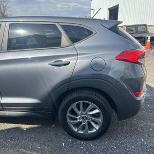 HYUNDAI TUCSON SE - 6
