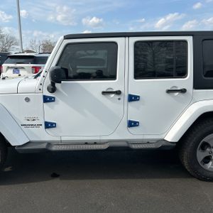 JEEP WRANGLER UNLIMITED SAHARA - 4