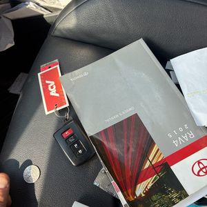 2015 Toyota RAV4 LIMITED — фото 49