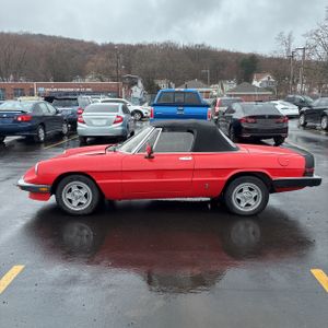 Alfa Romeo Spider Veloce - 3