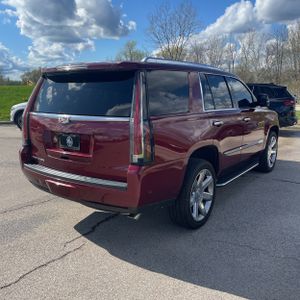 CADILLAC ESCALADE LUXURY - 8