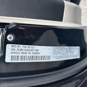 2020 Chrysler PACIFICA LIMITED — миниатюра 54