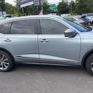 صورة 11 لـ 2025 Acura MDX SH-AWD W/TECH