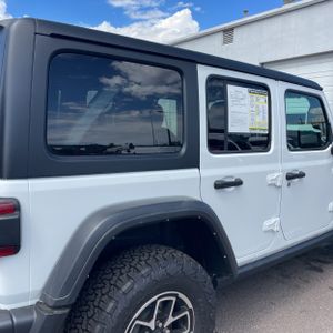 صورة 9 لـ 2025 JEEP WRANGLER RUBICON