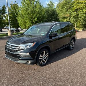 2017 Honda PILOT TOURING — фото 1