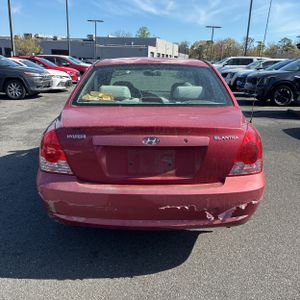 HYUNDAI ELANTRA GLS - 7