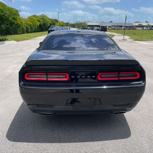 DODGE CHALLENGER SXT - 7