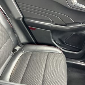 صورة 71 لـ 2023 FORD ESCAPE ST-LINE