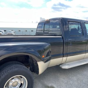 FORD F-350 SUPER DUTY LARIAT - 9