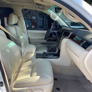 2015 Lexus LX 570 BASE — фото 33