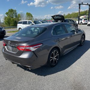 TOYOTA CAMRY - 8