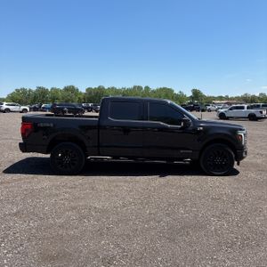 FORD F-150 LARIAT - 10