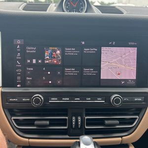 2019 Porsche MACAN BASE — миниатюра 37