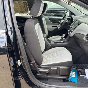صورة مصغرة 30 لـ 2023 Chevrolet EQUINOX LT