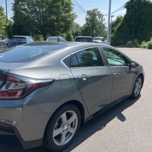 صورة 9 لـ 2017 Chevrolet VOLT LT
