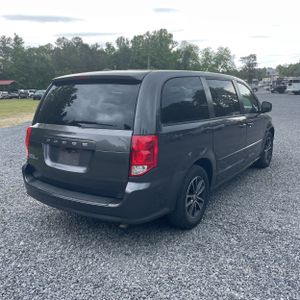 DODGE GRAND CARAVAN - 8