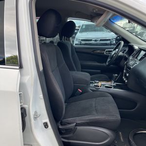 2014 Nissan PATHFINDER SV — миниатюра 33
