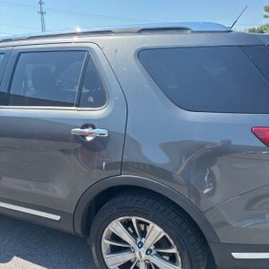 FORD EXPLORER LIMITED - 6