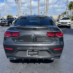 MERCEDES-BENZ GLC - 7