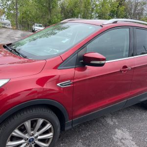 FORD ESCAPE TITANIUM - 2