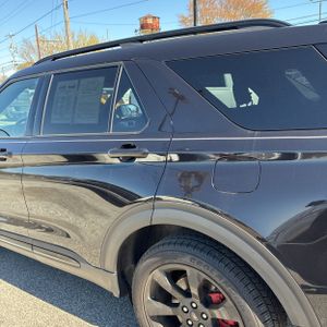 FORD EXPLORER ST - 5