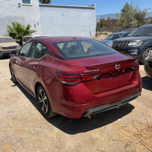2021 Nissan SENTRA SR photo 5