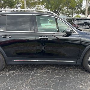 صورة 10 لـ 2025 Mercedes-BENZ GLB