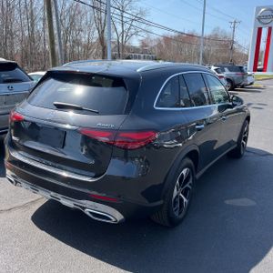 MERCEDES-BENZ GLC - 7