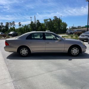 Lexus LS 430 Base - 10