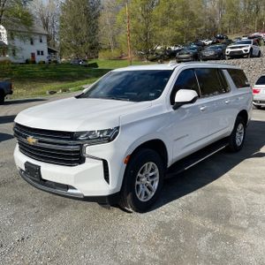 CHEVROLET SUBURBAN LT - 1