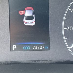 2023 Toyota COROLLA LE thumbnail 40