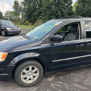 2010 Chrysler TOWN & COUNTRY TOURING PLUS 照片 2