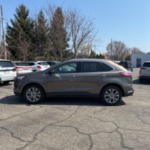 FORD EDGE TITANIUM - 3