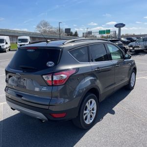 FORD ESCAPE SE - 8