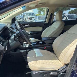 صورة مصغرة 31 لـ 2016 FORD EDGE SE