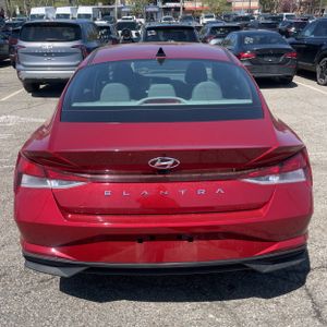 HYUNDAI ELANTRA SEL - 7